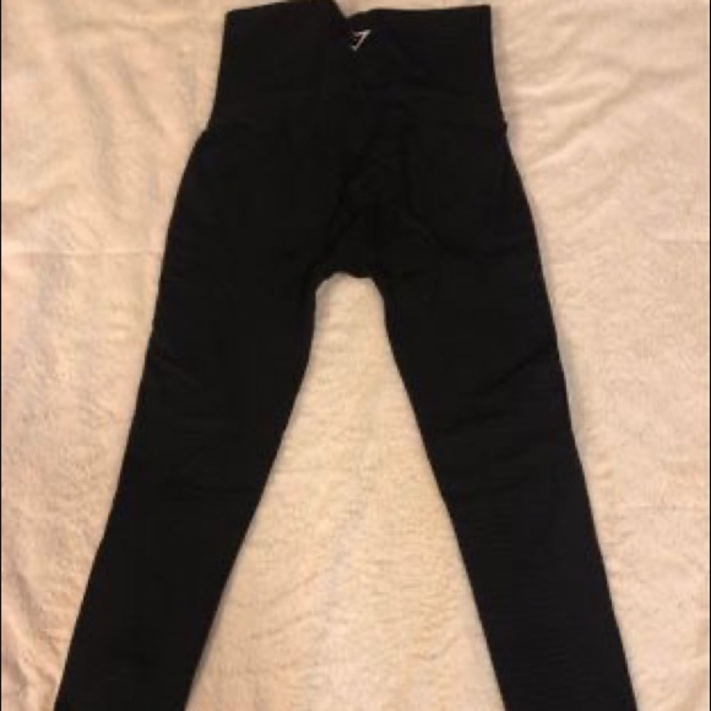 Black Gymshark leggings
